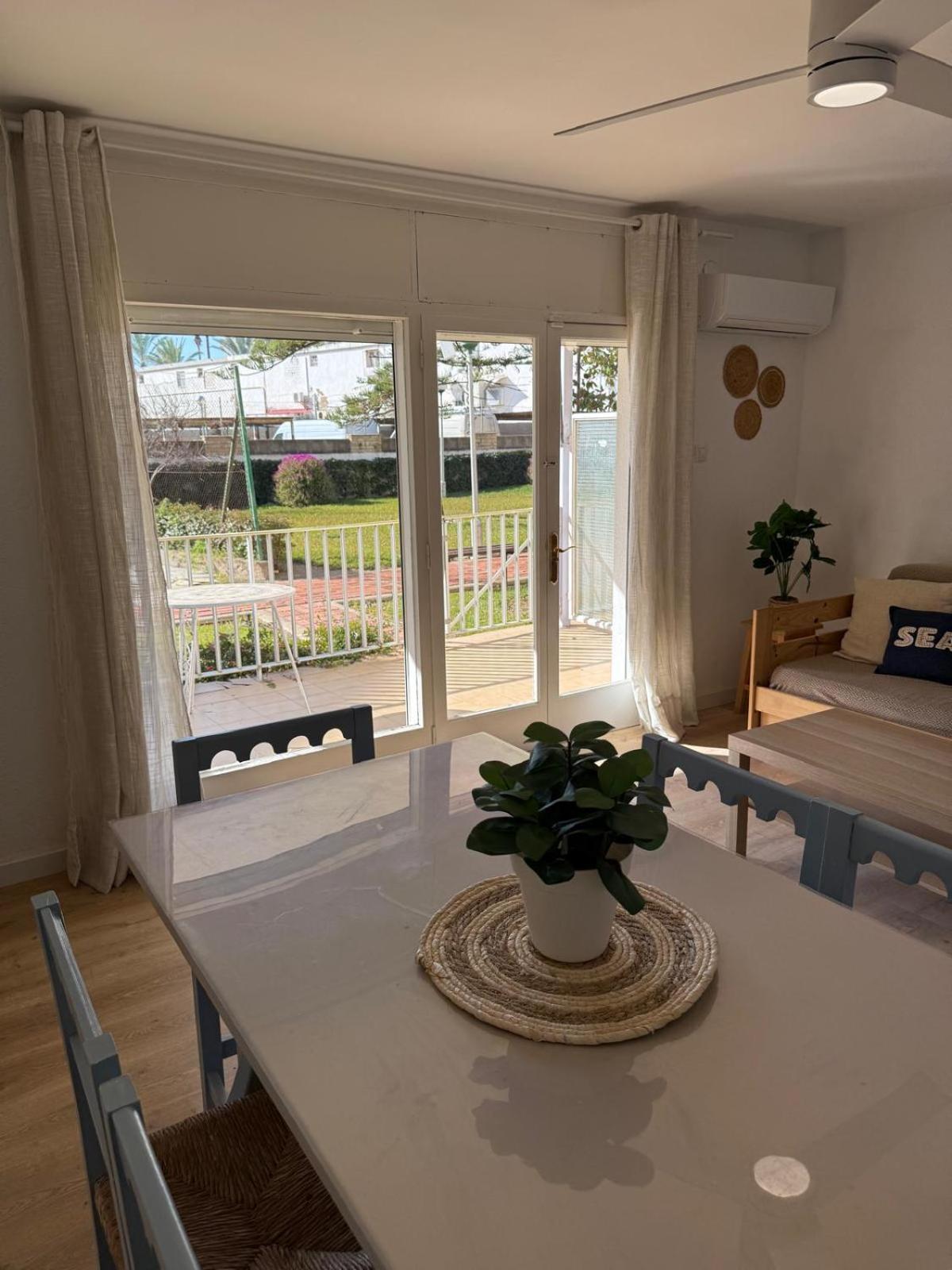 Apartamentos Hesperia Palmyra サロウ エクステリア 写真