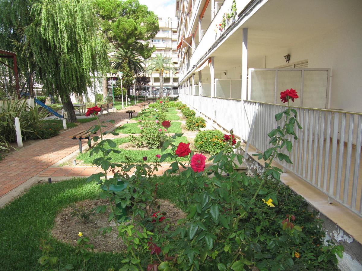 Apartamentos Hesperia Palmyra サロウ エクステリア 写真